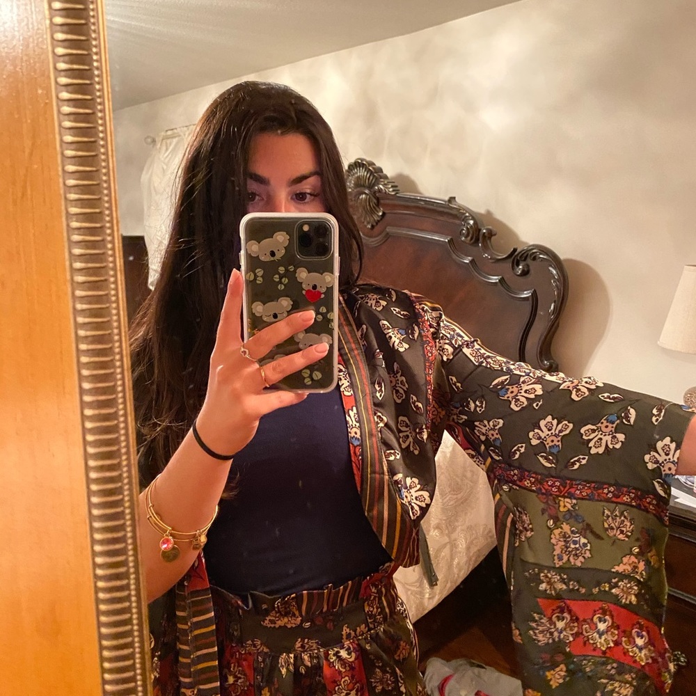 Two Piece Set - image 3